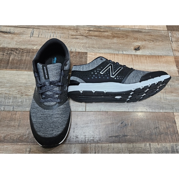 New Balance Sneakers - Picture 2 of 6